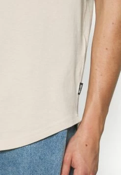 Only & Sons ONSMATT LIFE LONGY TEE 7 PACK - Basic T-shirt - White/silverline/overlandtrek/olive/foxtrot/monks/black -Only & Sons shop 00f147121c304072b5920250612a39e8