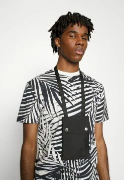 Only & Sons ONSGEORGE TEE - Print T-shirt - Dark Navy 11 Only & Sons ONSGEORGE TEE - Print T-shirt - Dark Navy -Only & Sons shop 08aa62c0cd1f4816a53868cedd49089b