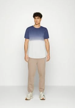 Only & Sons ONSTYSON LIFE LONGY - Print T-shirt - Night Sky -Only & Sons shop 0904a40dda134b1e8030aea5ea2d2695