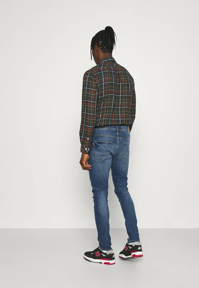 Only & Sons ONSDRAPER CARROT DAMAGE - Slim Fit Jeans - Blue Denim 5 Only & Sons ONSDRAPER CARROT DAMAGE - Slim Fit Jeans - Blue Denim - Image 3