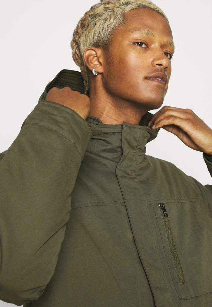 Only & Sons ONSELLIOT - Winter Coat - Olive Night 6 Only & Sons ONSELLIOT - Winter Coat - Olive Night - Image 4