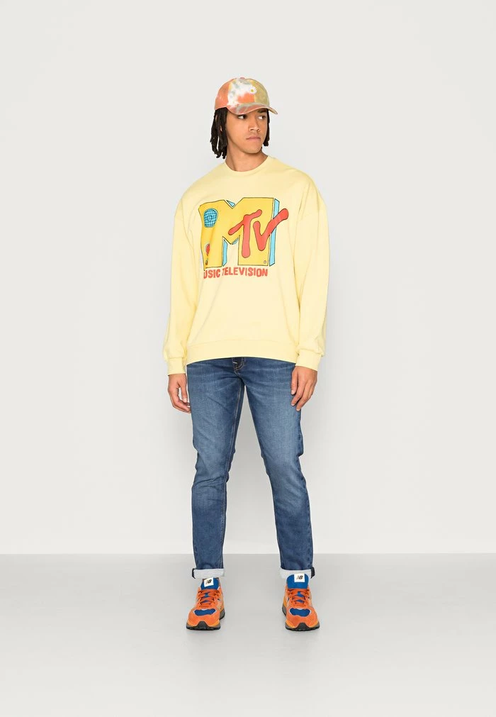 Only & Sons ONSMTV - Sweatshirt - Custard 4 Only & Sons ONSMTV - Sweatshirt - Custard - Image 2