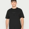 Only & Sons ONSLESCLASSIQUES TEE - Print T-shirt - Black 2 Only & Sons ONSLESCLASSIQUES TEE - Print T-shirt - Black -Only & Sons shop 2e8841a8fa404a35b73eaed4b8f72bd4