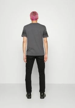 Only & Sons ONSNFL LIFE TEE - Print T-shirt - Asphalt -Only & Sons shop 30b9732d0bd54c14929d3311661d5582