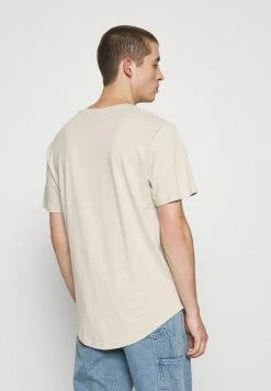 Only & Sons ONSMATT LIFE LONGY TEE 7 PACK - Basic T-shirt - White/silverline/overlandtrek/olive/foxtrot/monks/black -Only & Sons shop 357519dd059f4610beafac185caed764