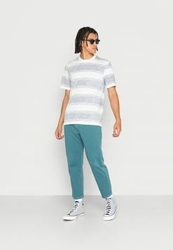Only & Sons ONSGARRET REVERSED STRIPE TEE - Print T-shirt - Patriot Blue 8 Only & Sons ONSGARRET REVERSED STRIPE TEE - Print T-shirt - Patriot Blue -Only & Sons shop 47f6b756d9be417a986d766189557860