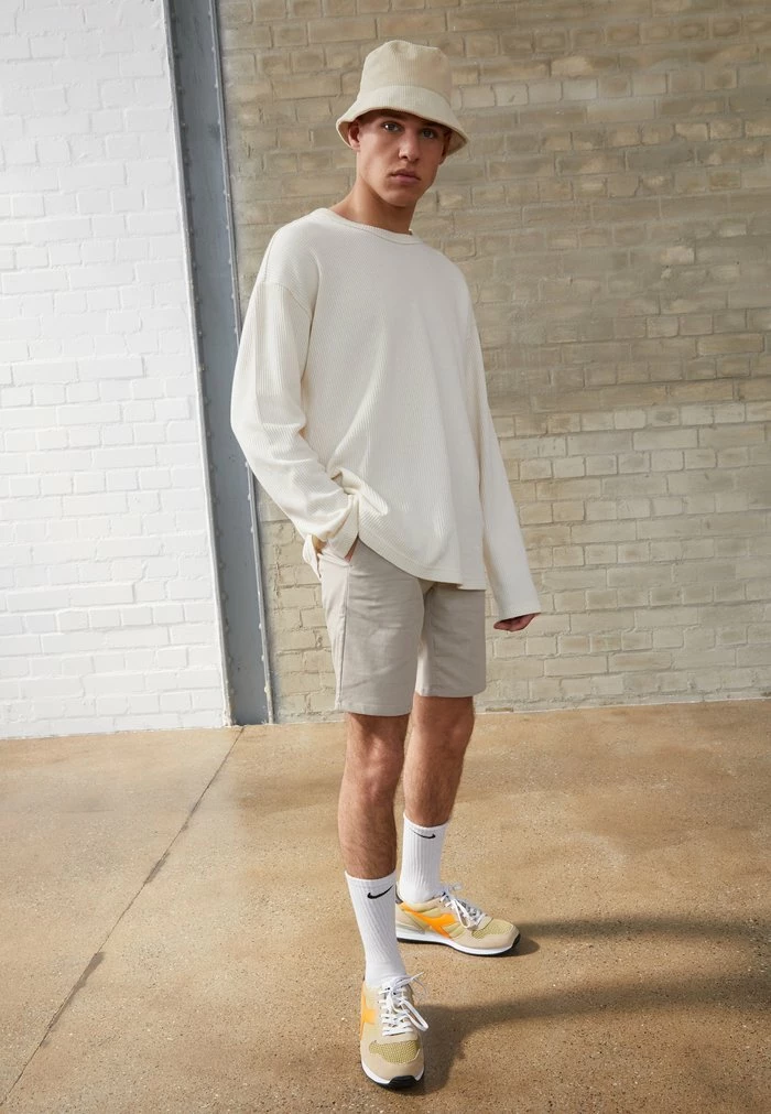 Only & Sons ONSMARK TAP - Shorts - Chinchilla 3 Only & Sons ONSMARK TAP - Shorts - Chinchilla