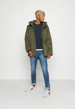 Only & Sons ONSELLIOT - Winter Coat - Olive Night 9 Only & Sons ONSELLIOT - Winter Coat - Olive Night -Only & Sons shop 4a8a8245e76944bb9da56fed174bd856