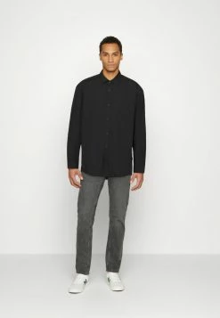 Only & Sons ONSSANE SOLID - Formal Shirt - Black -Only & Sons shop 5f7677dee0794b689defd79607f54a23