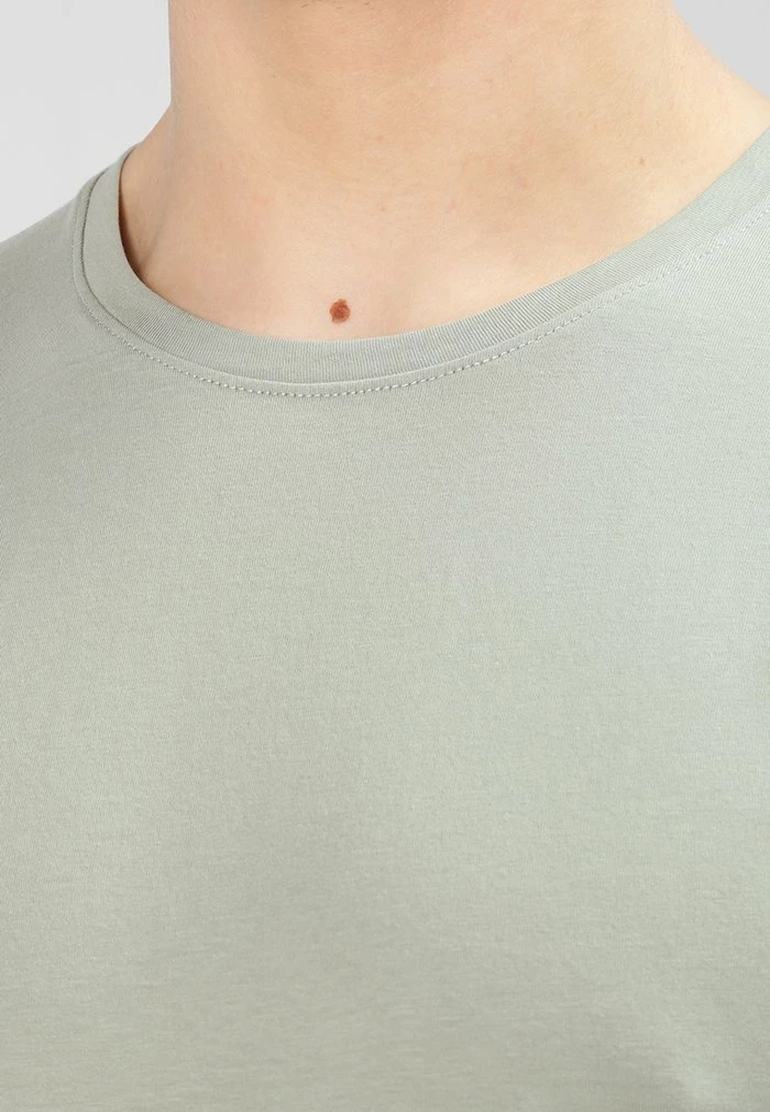 Only & Sons ONSMATT LIFE LONGY - Basic T-shirt - Seagrass 6 Only & Sons ONSMATT LIFE LONGY - Basic T-shirt - Seagrass - Image 4