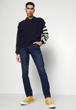 Only & Sons ONSLOOM - Slim Fit Jeans - Dark Blue Denim -Only & Sons shop 71013e19a16742a58158e5d9dd459cb0