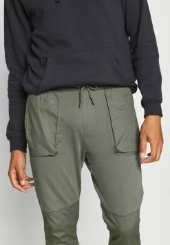 Only & Sons ONSRONALD LIFE PANTS - Tracksuit Bottoms - Castor Gray -Only & Sons shop 71f53e41a04e42e2988530a41305933c