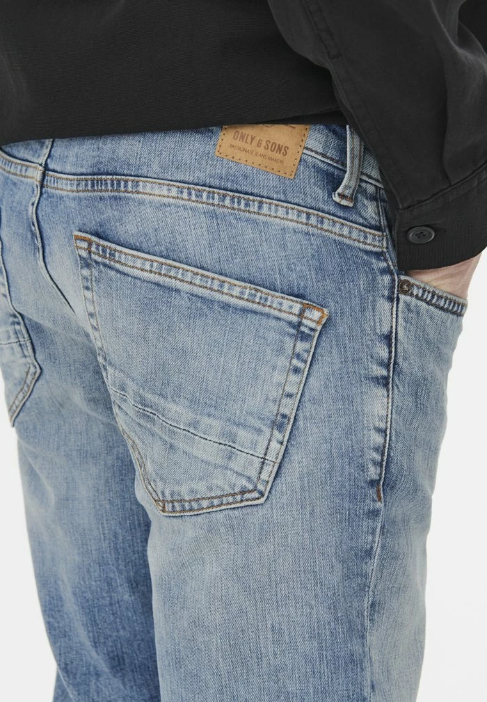 Only & Sons ONSLOOM WASH - Slim Fit Jeans - Blue Denim 6 Only & Sons ONSLOOM WASH - Slim Fit Jeans - Blue Denim - Image 4