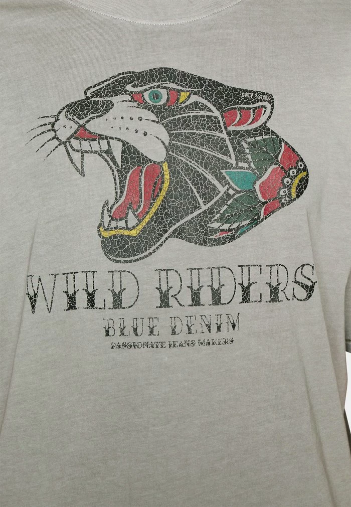 Only & Sons ONSFRED SCHOOL - Print T-shirt - Silver 7 Only & Sons ONSFRED SCHOOL - Print T-shirt - Silver - Image 5