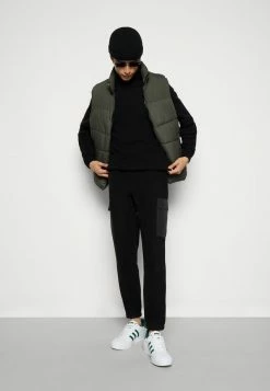 Only & Sons ONSNIKOLAI REGULAR PANTS - Cargo Trousers - Black 11 Only & Sons ONSNIKOLAI REGULAR PANTS - Cargo Trousers - Black -Only & Sons shop 7939e9dad4604963abe19bb425aec356