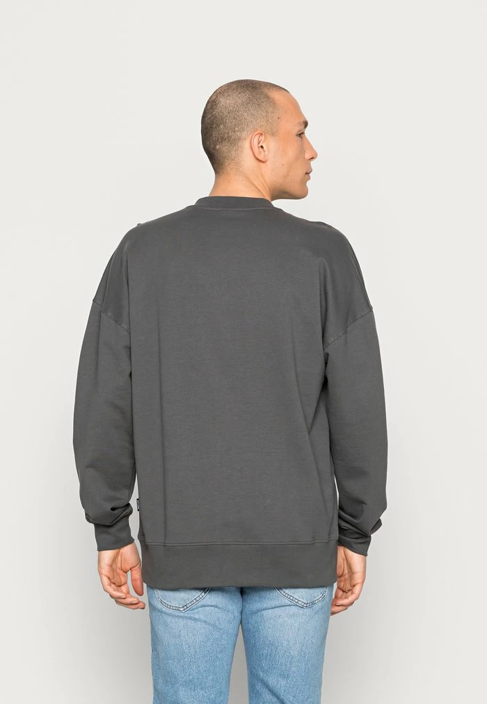 Only & Sons ONSCLAYTON V NECK SWEAT - Sweatshirt - Grey 5 Only & Sons ONSCLAYTON V NECK SWEAT - Sweatshirt - Grey - Image 3