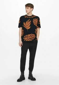 Only & Sons Print T-shirt - Black -Only & Sons shop 86cfa0b3b8644e79add7d9a6f784956d