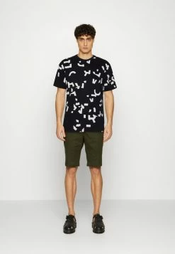 Only & Sons ONSJAKE LETTER TEE - Print T-shirt - Black -Only & Sons shop 8af37bbbe03c4b23bfbc53b312deaafa