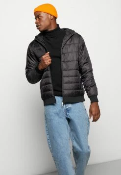 Only & Sons ONSKOBE QUILTED HOOD - Light Jacket - Black 11 Only & Sons ONSKOBE QUILTED HOOD - Light Jacket - Black -Only & Sons shop 8c904f3e453d4b49b3dd597fd09d27b7