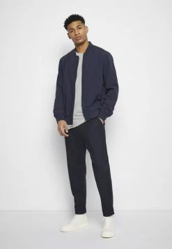 Only & Sons ONSMATT LIFE LONGY TEE 7 PACK - Basic T-shirt - White/cabernet Melange/forest Night Melange -Only & Sons shop 97558a66abc54e2dbb556cf6826a32e2