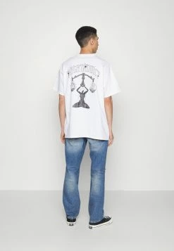 Only & Sons ONSEDGE LOOSE - Relaxed Fit Jeans - Light Blue Denim -Only & Sons shop 986c40204f304decbd2227cf2e90363b