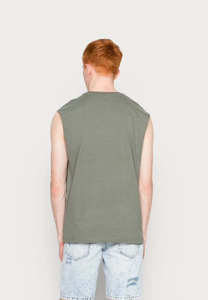 Only & Sons ONSGRAYSON RLX - Print T-shirt - Castor Gray 5 Only & Sons ONSGRAYSON RLX - Print T-shirt - Castor Gray - Image 3