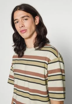 Only & Sons ONSFRED PRINTED STRIPE TEE - Print T-shirt - Silver 13 Only & Sons ONSFRED PRINTED STRIPE TEE - Print T-shirt - Silver -Only & Sons shop a13fe3b7b01c47e68029c49c66a71721