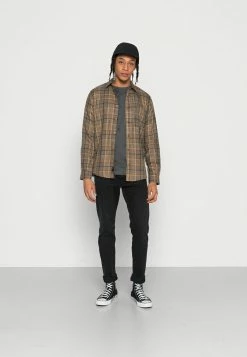 Only & Sons ONSWAGNER TIE DYE TEE - Print T-shirt - Black -Only & Sons shop b6e63ba1af5d47c0abb856a566fdd303