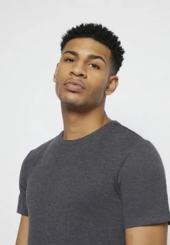 Only & Sons ONSMATT LONGY TEE 5 PACK - Basic T-shirt - White/dark/blue/ Melange/cab -Only & Sons shop b903e57f4a524bf4b86ae135da96b0f0