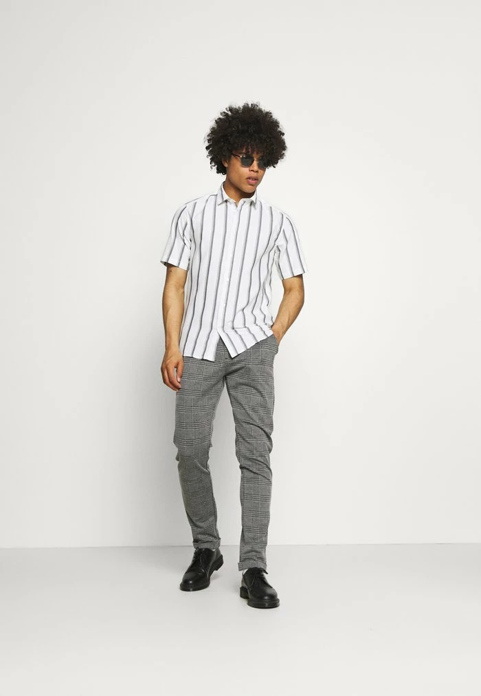 Only & Sons ONSTRAVIS LIFE STRIPED - Shirt - Cloud Dancer 4 Only & Sons ONSTRAVIS LIFE STRIPED - Shirt - Cloud Dancer - Image 2