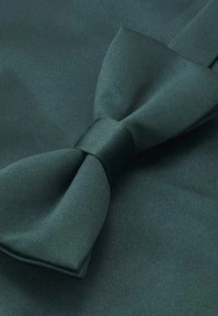 Only & Sons ONSTRENT BOW TIE BOX HANKERCHIEF SET - Pocket Square - Scarab -Only & Sons shop c213901dadd9474dadf8c123fbe81af8