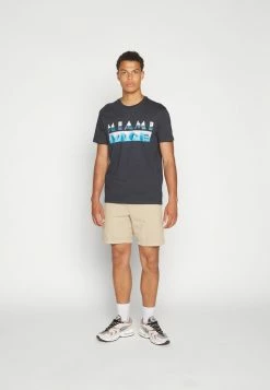 Only & Sons ONSVICE TEE - Print T-shirt - Dark Navy 11 Only & Sons ONSVICE TEE - Print T-shirt - Dark Navy -Only & Sons shop c7232c18ca4c41fbb2e6b02dd340357a