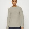 Only & Sons ONSKELVIN CREW NECK - Jumper - Pelican -Only & Sons shop c956b8a9903f404f9b73104632c42a24