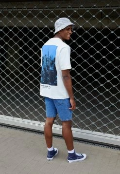 Only & Sons ONSFRED CITY - Print T-shirt - Cloud Dancer