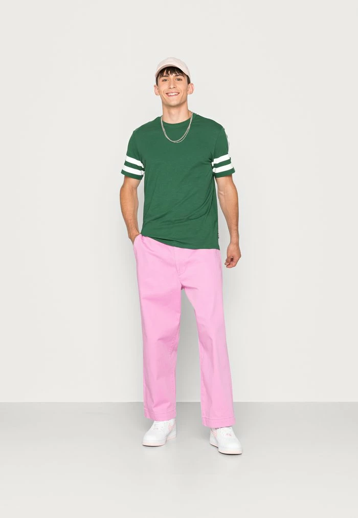 Only & Sons ONSSQUID COLORBLOCK TEE - Print T-shirt - Dark Green 4 Only & Sons ONSSQUID COLORBLOCK TEE - Print T-shirt - Dark Green - Image 2