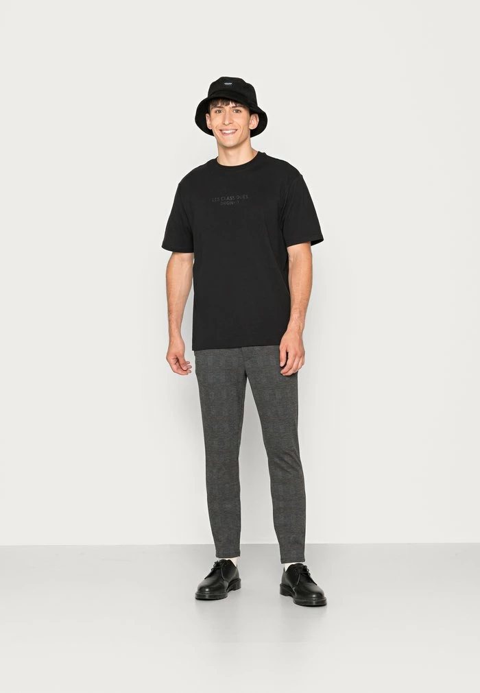 Only & Sons ONSLESCLASSIQUES TEE - Print T-shirt - Black 4 Only & Sons ONSLESCLASSIQUES TEE - Print T-shirt - Black - Image 2